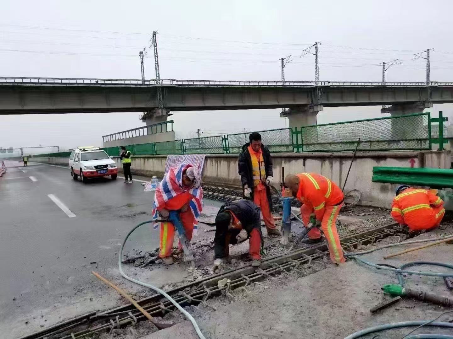 沁水桥梁伸缩缝抢修料